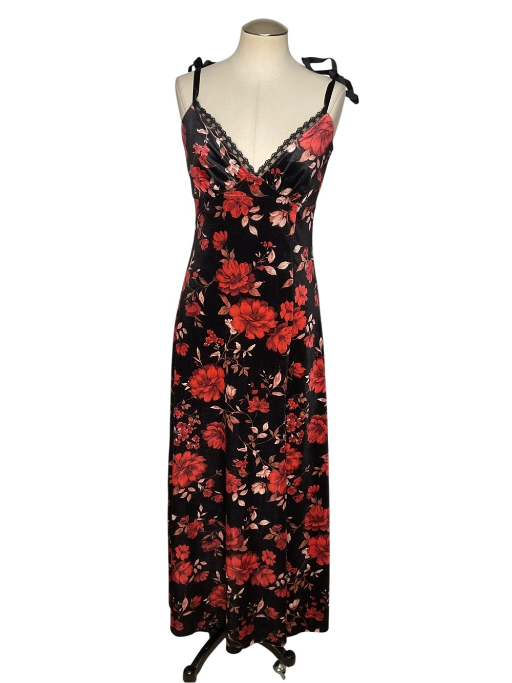 Francesca’s Black Red Floral Maxi Dress S Lace Tie Strap Open Back Romantic - Picture 2 of 10